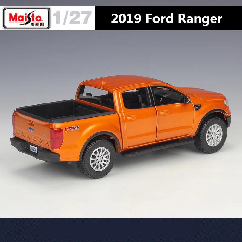 2019 Ford Ranger Diecast Model in Blue 4 2019 Ford Ranger Diecast Model in Blue - Image 4