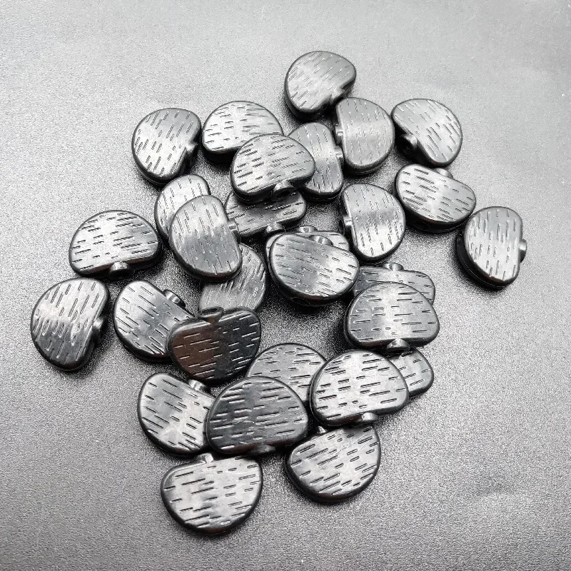 6 Piece Black Plastic Guitar Tuning Pegs Set 6 6 Piece Black Plastic Guitar Tuning Pegs Set - Image 6