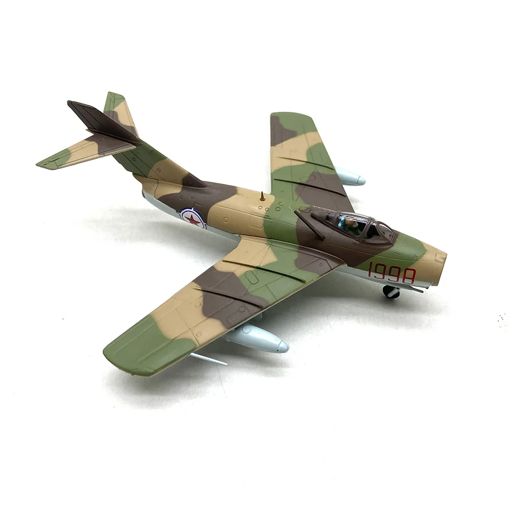MiG-15 1:72 Scale Model Aircraft Collectible 4 MiG-15 1:72 Scale Model Aircraft Collectible - Image 4