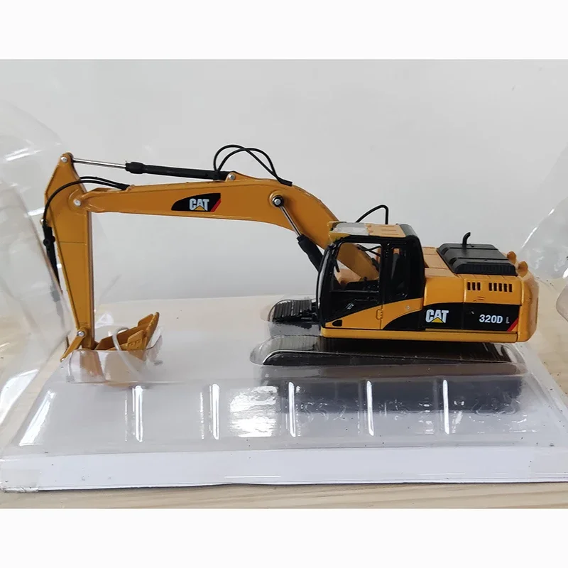 Caterpillar CAT 320D L Excavator Model 1:50 4 Caterpillar CAT 320D L Excavator Model 1:50 - Image 4