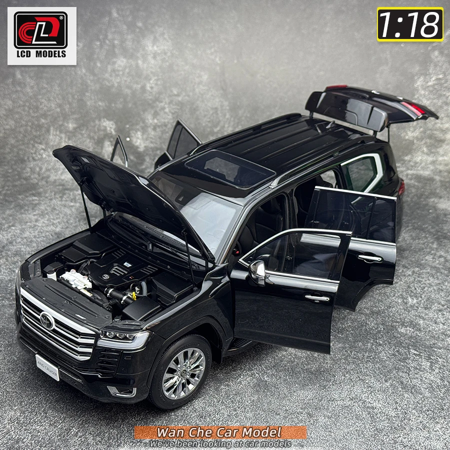 Toyota Land Cruiser LC300 ZX Diecast Model 1/18 13 Toyota Land Cruiser LC300 ZX Diecast Model 1/18 - Image 13