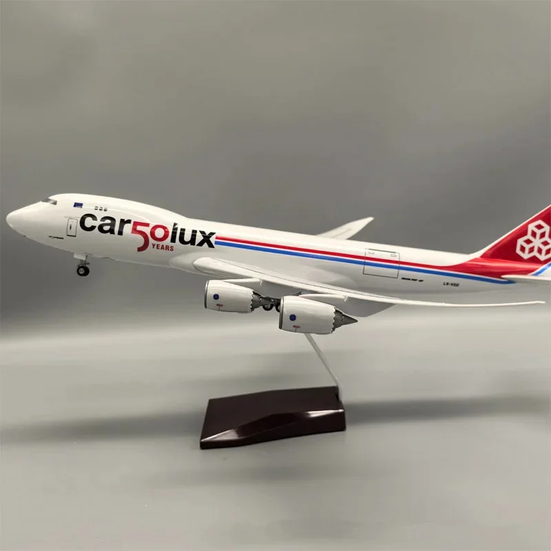 1:160 Scale Cargolux 747-8F Airplane Model 2 1:160 Scale Cargolux 747-8F Airplane Model - Image 2