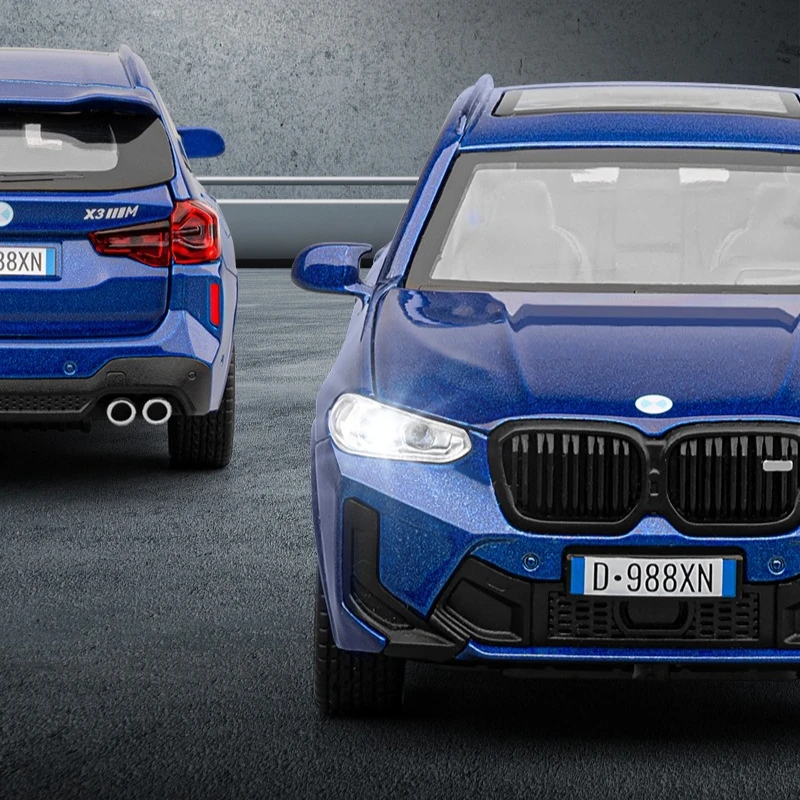 BMW X3M 1:32 Scale Die-Cast Model in Black 2 BMW X3M 1:32 Scale Die-Cast Model in Black - Image 2