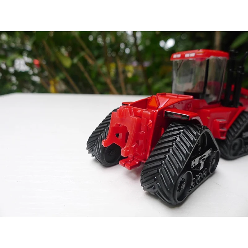 ERTL Diecast STX 440 Crawler Tractor Model 4 ERTL Diecast STX 440 Crawler Tractor Model - Image 4