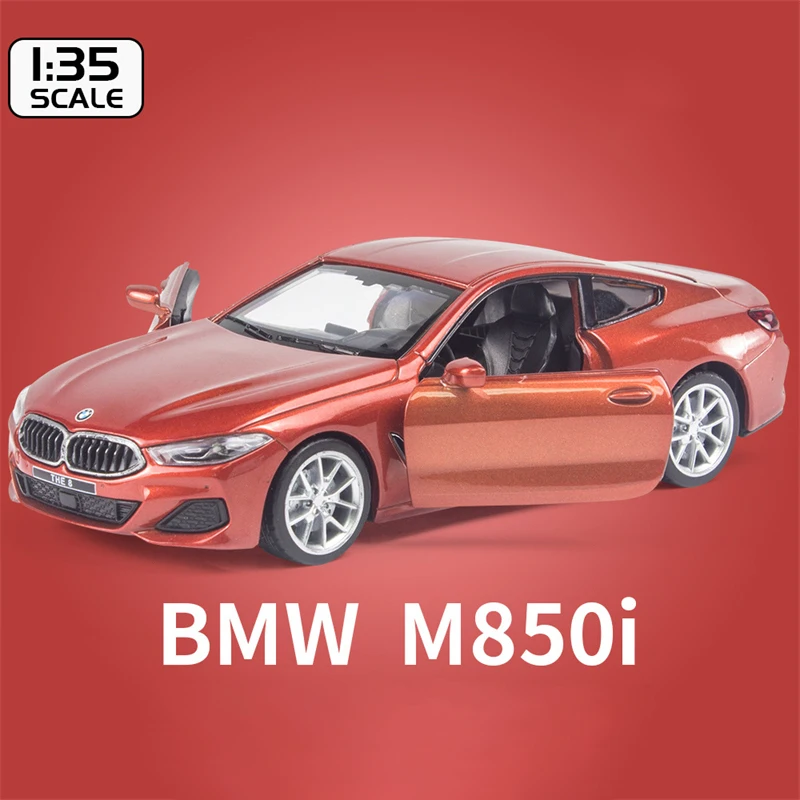 BMW M8 M850i 1:35 Scale Die-Cast Model 6 BMW M8 M850i 1:35 Scale Die-Cast Model - Image 6