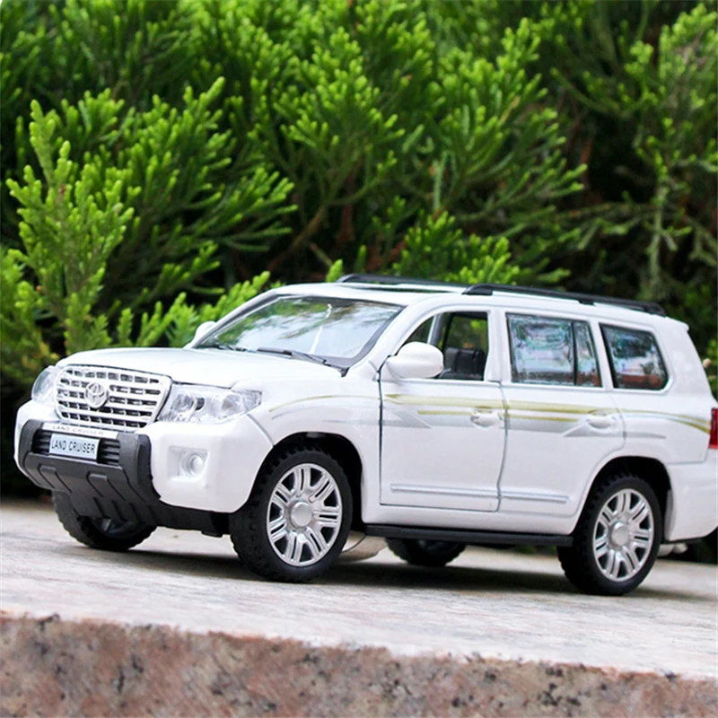1:32 Black Toyota Land Cruiser Prado Model 2 1:32 Black Toyota Land Cruiser Prado Model - Image 2