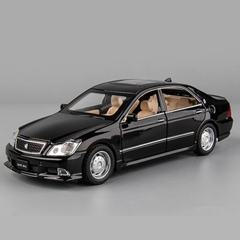 1:32 Scale Black Toyota Crown Diecast Model 7 1:32 Scale Black Toyota Crown Diecast Model - Image 7