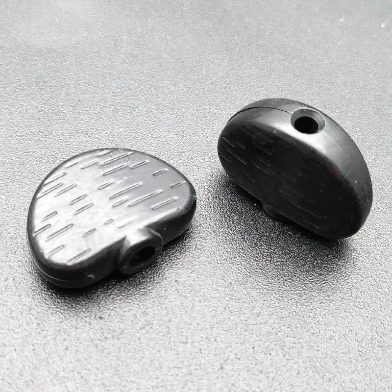 6 Piece Black Plastic Guitar Tuning Pegs Set 2 6 Piece Black Plastic Guitar Tuning Pegs Set - Image 2