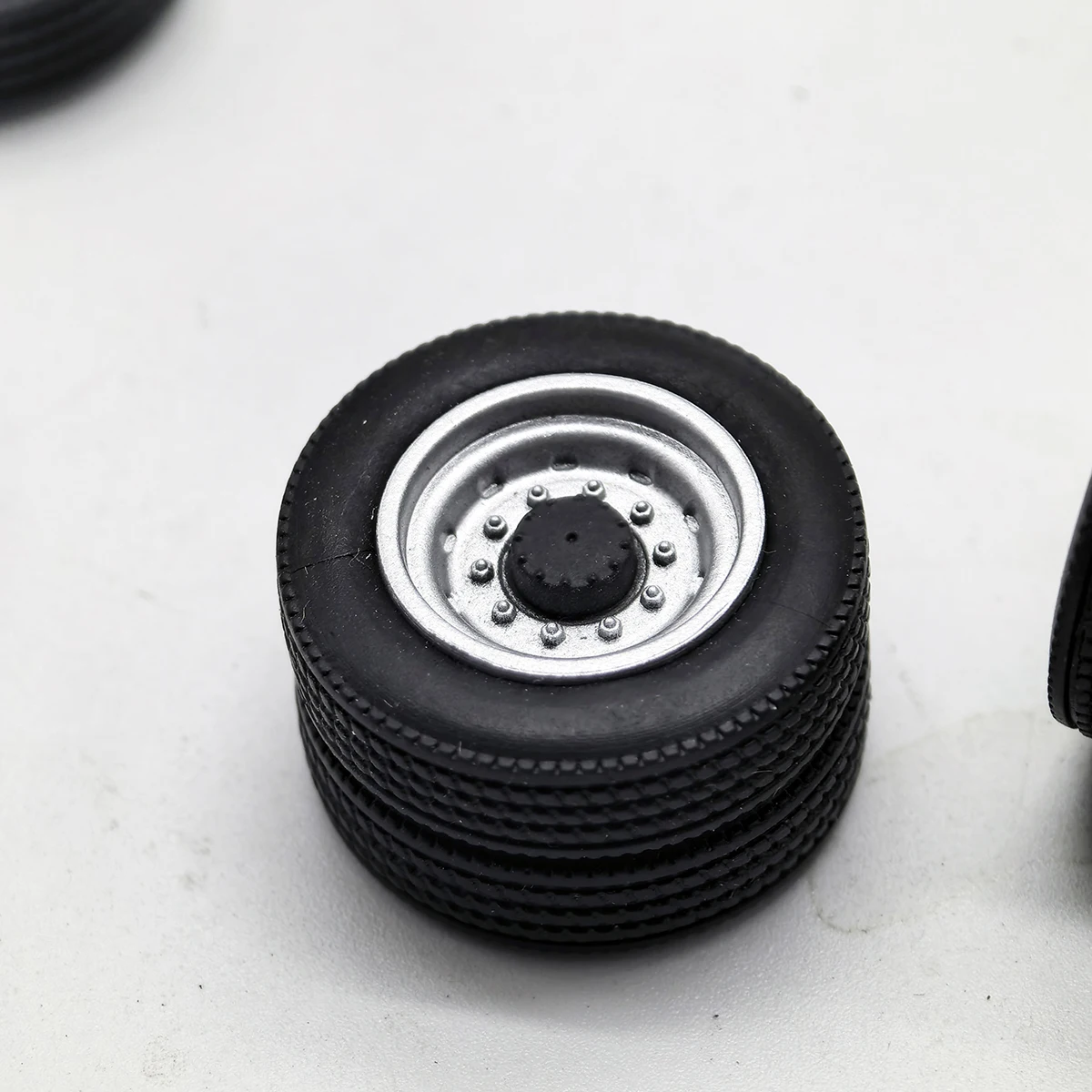 Wiper Rearview Mirror Bus Accessories Suitable For 1:43 Scale Buses Coach Resin Hobby Modification Collection Vehicle Ornaments 8 Wiper Rearview Mirror Bus Accessories Suitable For 1:43 Scale Buses Coach Resin Hobby Modification Collection Vehicle Ornaments - Image 8