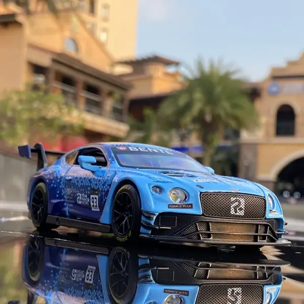 1:32 Scale Bentley Continental GT3 Diecast Model - Image 2