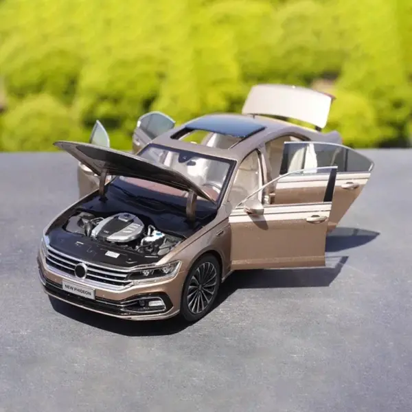 Diecast Model 2021 New Phideon 1:18 Scale - Image 5