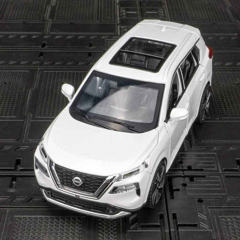 1:32 Nissan X-Trail SUV Diecast Model White 2 1:32 Nissan X-Trail SUV Diecast Model White - Image 2