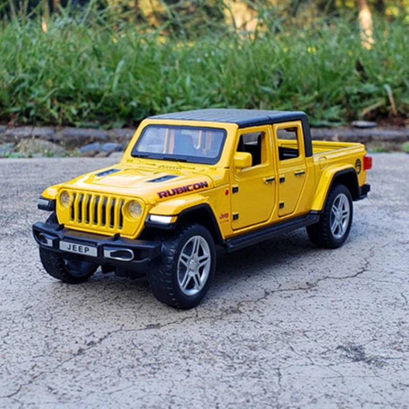 1:32 Scale Red Jeep Wrangler Gladiator Model 5 1:32 Scale Red Jeep Wrangler Gladiator Model - Image 5