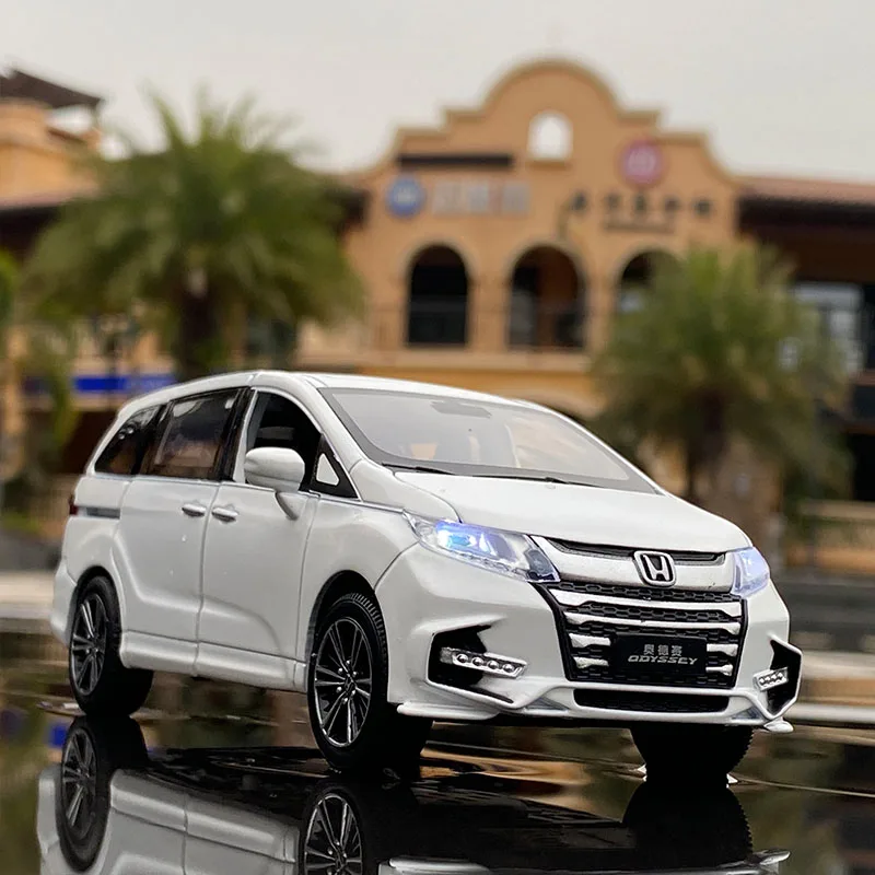 1:32 Scale Honda Odyssey Diecast Model Car 8 1:32 Scale Honda Odyssey Diecast Model Car - Image 8