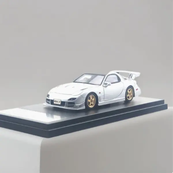 Hi-story 1/43 Scale RX-7 SPEED R-SPEC Model - Image 4