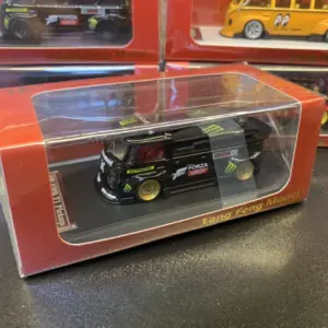 VW T1 Bus Diecast Model in Yellow and White 22 S45a7621856e342969d67bea1226e7e3bj 2