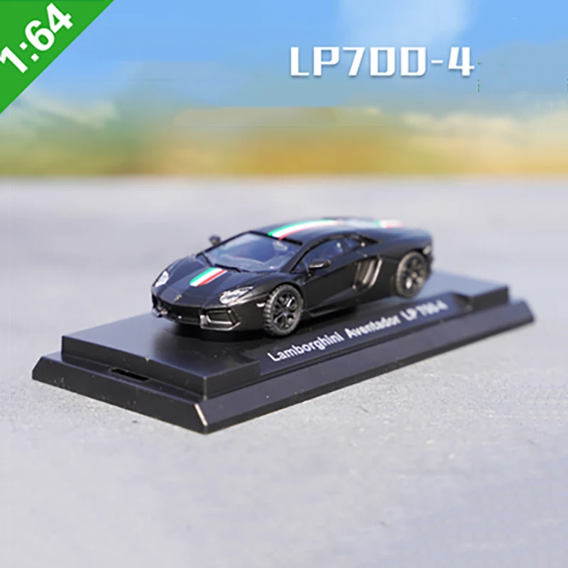 Lamborghini Aventador LP700-4 Diecast Model 1:64 5 Lamborghini Aventador LP700-4 Diecast Model 1:64 - Image 5
