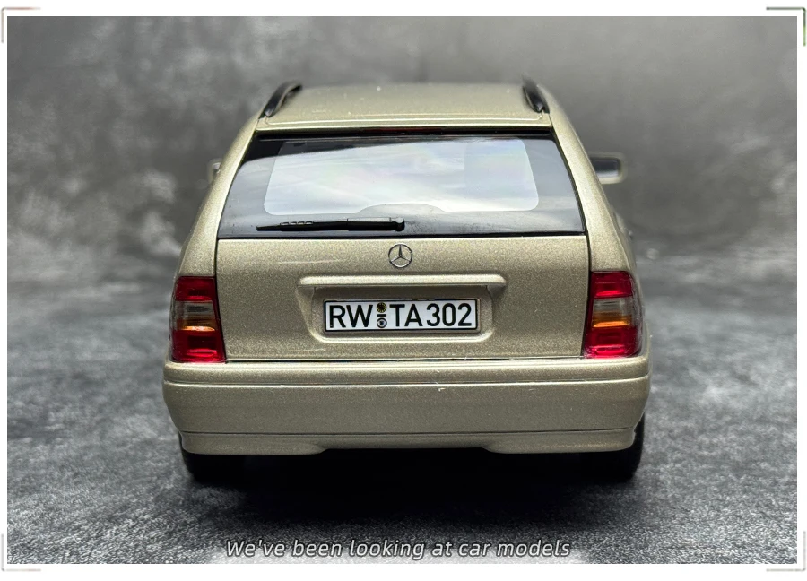 1/18 Scale Benz C-Class T-Model Diecast Model 18 1/18 Scale Benz C-Class T-Model Diecast Model - Image 18