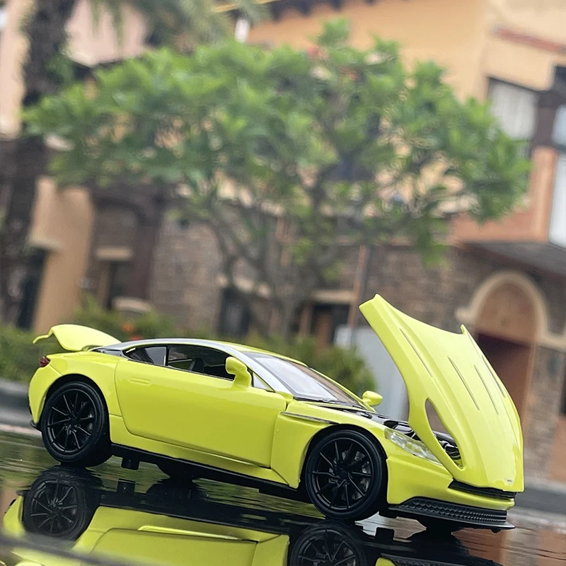 1:32 Aston Martin DB11 AMR Diecast Model Car 2 1:32 Aston Martin DB11 AMR Diecast Model Car - Image 2