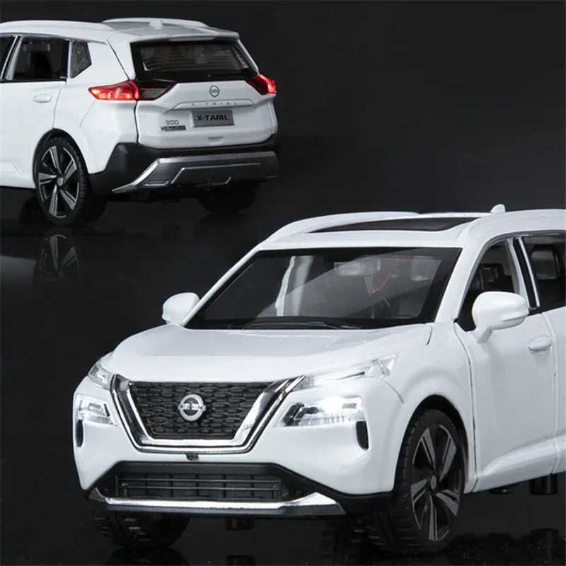 1:32 Nissan X-TRAIL Diecast Model SUV 3 1:32 Nissan X-TRAIL Diecast Model SUV - Image 3