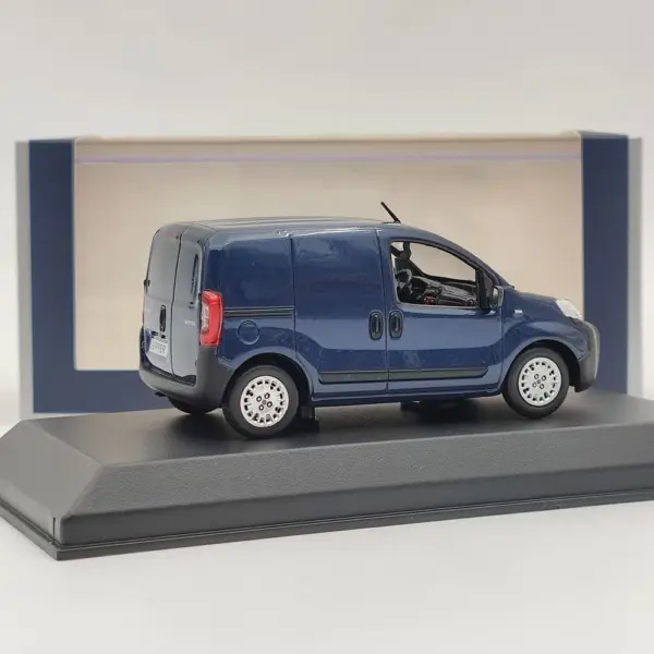 1/43 Scale Blue Diecast Bipper Van Model - Image 3