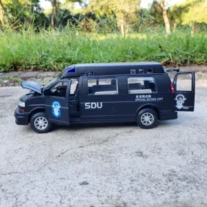 1:32 GMC Savana Police Diecast Model Vehicle 9 S4db78f44300b43feb7c58c8594a810b2p