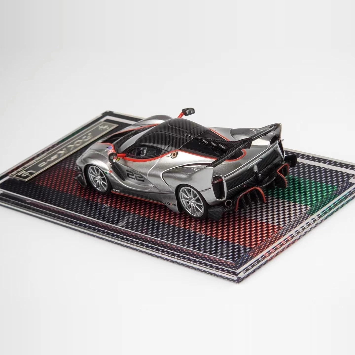 Limited Edition FXX-K-EVO 1:64 Scale Model 6 Limited Edition FXX-K-EVO 1:64 Scale Model - Image 6