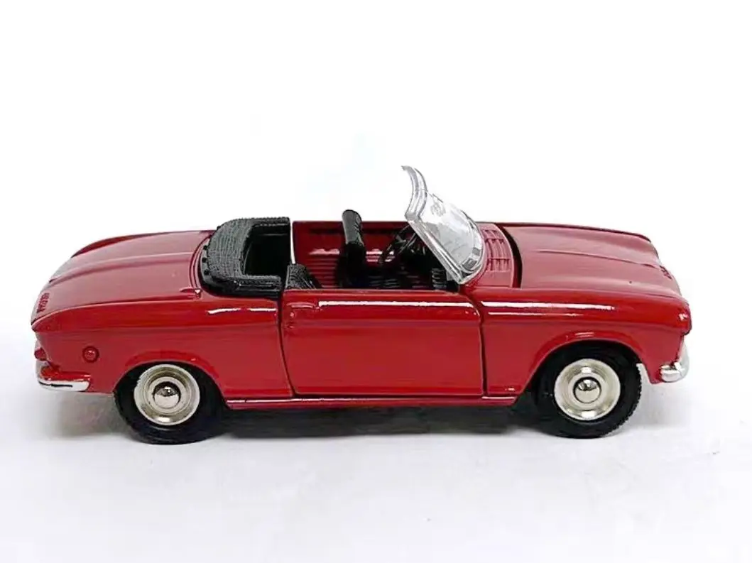 Dinky Toys 1:43 Cabriolet 204 Peugeot Model 4 Dinky Toys 1:43 Cabriolet 204 Peugeot Model - Image 4