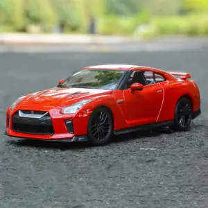 Nissan GTR R35 1:24 Scale Diecast Model 11 S4f3df9810d524d629f899c6a8a2c09feK