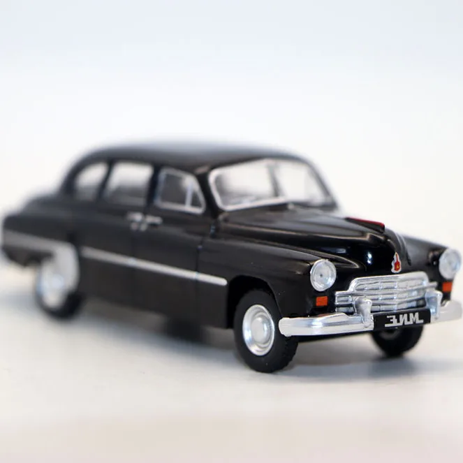 GAZ-12 ZIM Diecast Model 1:64 Scale 2 GAZ-12 ZIM Diecast Model 1:64 Scale - Image 2