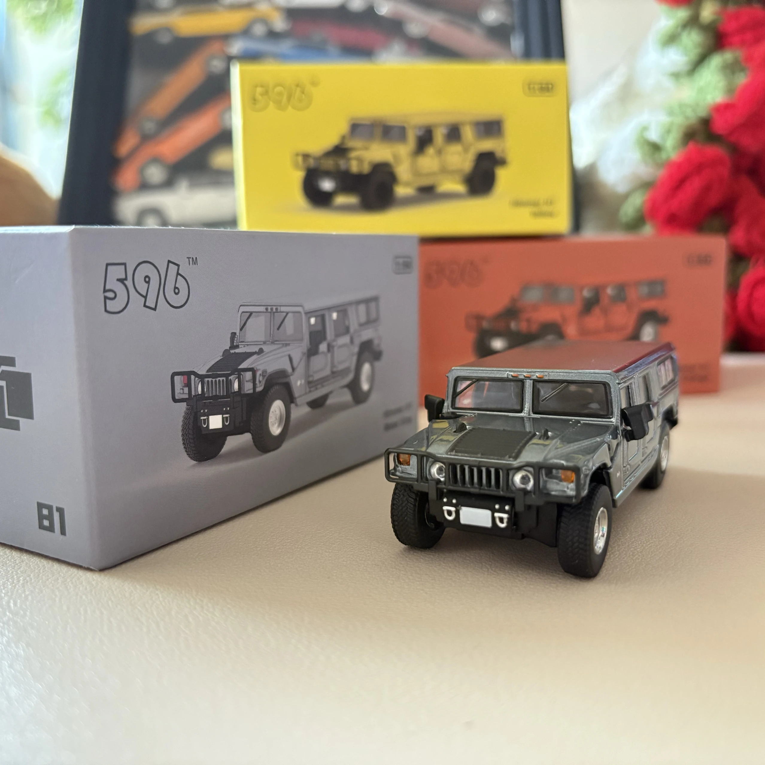 1:64 Scale Hummer H1 Armored Car Model 6 1:64 Scale Hummer H1 Armored Car Model - Image 6