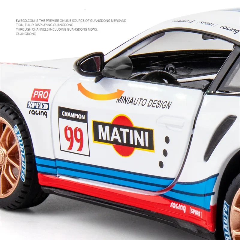 Porsche 911 GT3 RSR Diecast Model Car 1:32 5 Porsche 911 GT3 RSR Diecast Model Car 1:32 - Image 5
