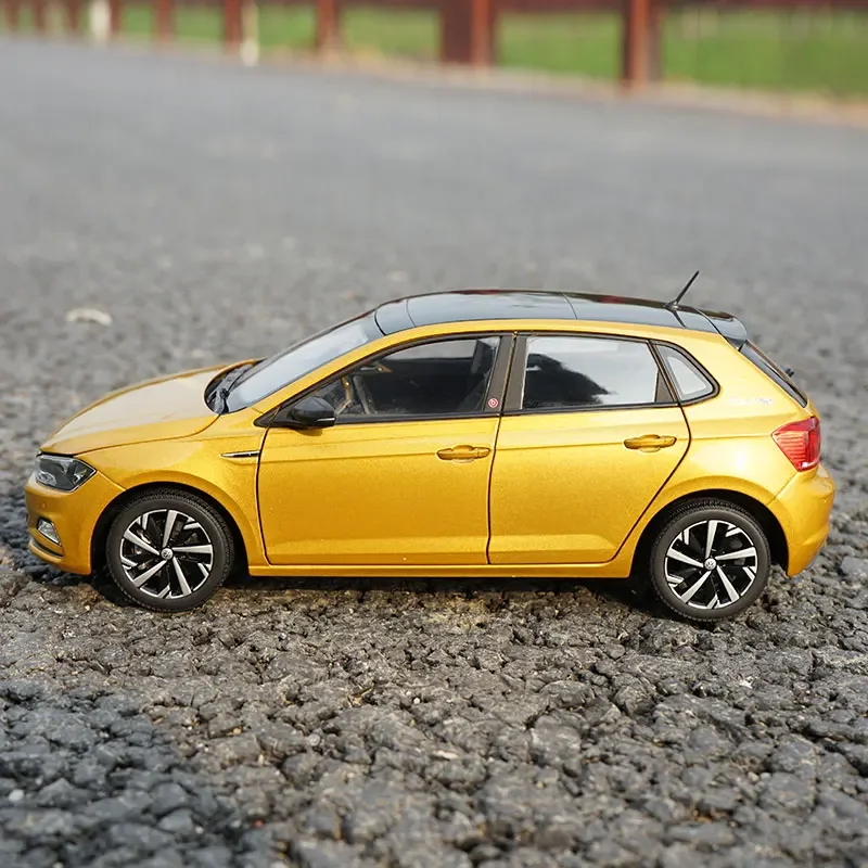 1:18 Die-cast Volkswagen All New Polo Plus 3 1:18 Die-cast Volkswagen All New Polo Plus - Image 3