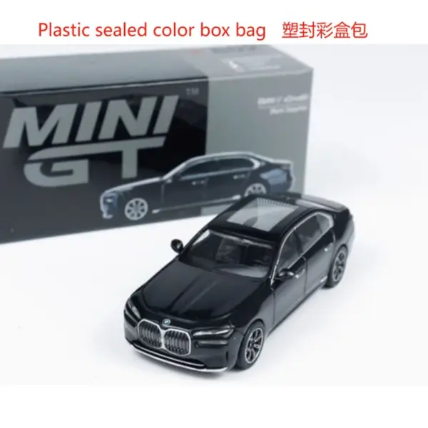 MINI GT 1:64 Scale BMW i7 eDrive 50 Model - Image 8