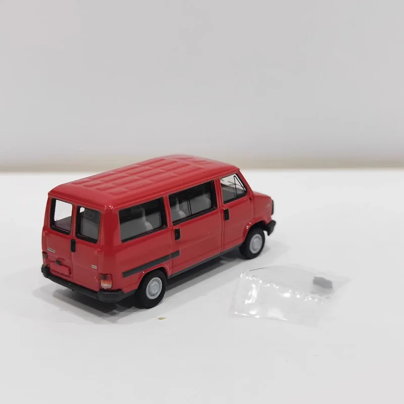 BREKINA 1/87 Scale ALFA ROMEO Model Car 4 BREKINA 1/87 Scale ALFA ROMEO Model Car - Image 4