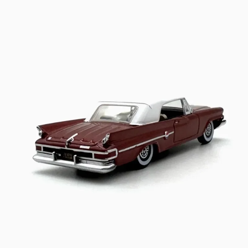 Chrysler 300 Retro Convertible Diecast Model 1/87 Scale 4 Chrysler 300 Retro Convertible Diecast Model 1/87 Scale - Image 4