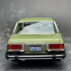 Mercedes-Benz 450 SEL 1/18 Diecast Model 24 S57ca330923cb4e409bce4dd06ee9ddb8B
