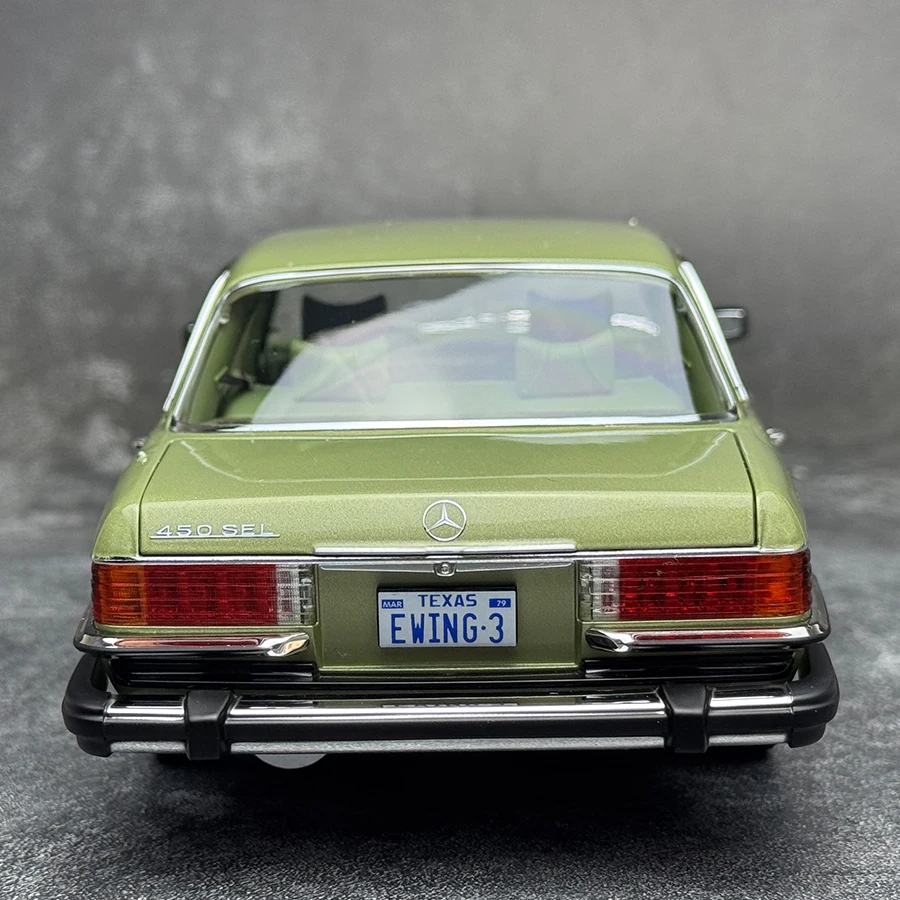 Mercedes-Benz 450 SEL 1/18 Diecast Model 6 Mercedes-Benz 450 SEL 1/18 Diecast Model - Image 6