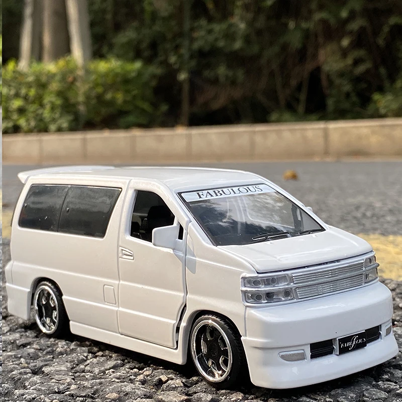 1:32 Diecast Nissan Elgrand MPV Model Car 3 1:32 Diecast Nissan Elgrand MPV Model Car - Image 3