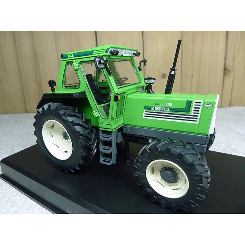 REP Diecast 1:32 Fiat Agrifull 140 Tractor 2 REP Diecast 1:32 Fiat Agrifull 140 Tractor - Image 2