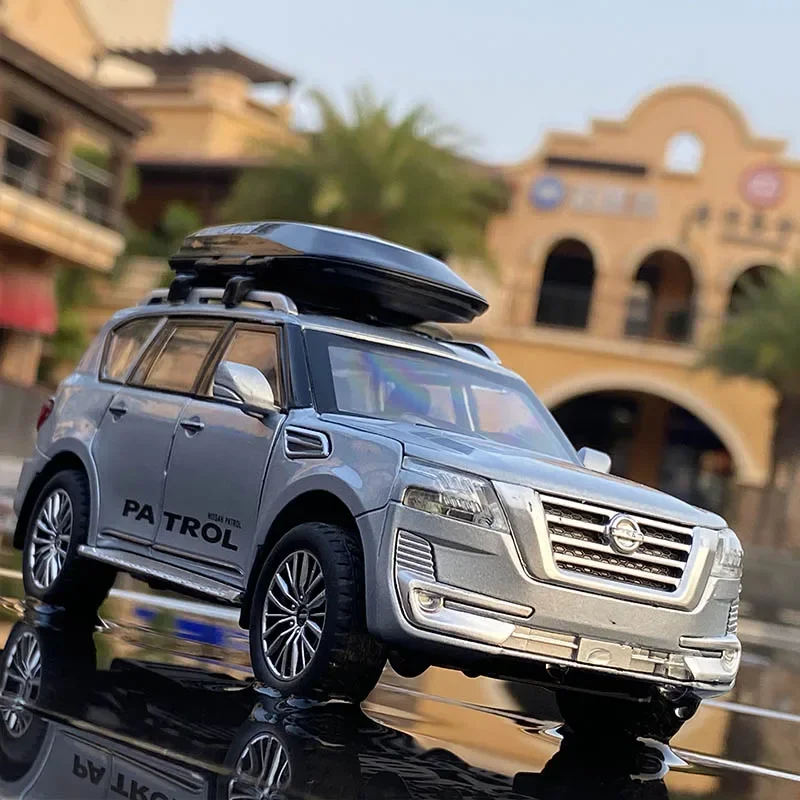 1:32 Diecast Nissan Patrol SUV Model Black 4 1:32 Diecast Nissan Patrol SUV Model Black - Image 4