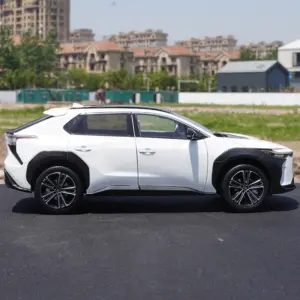 1:18 Metallic Dark Gray Toyota BZ4X Model Car 11 S5b715a1efd7f42118d1658e1373d27b8Z