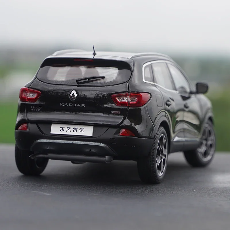 Renault Kadjar 1:18 Scale Diecast Model 2 Renault Kadjar 1:18 Scale Diecast Model - Image 2