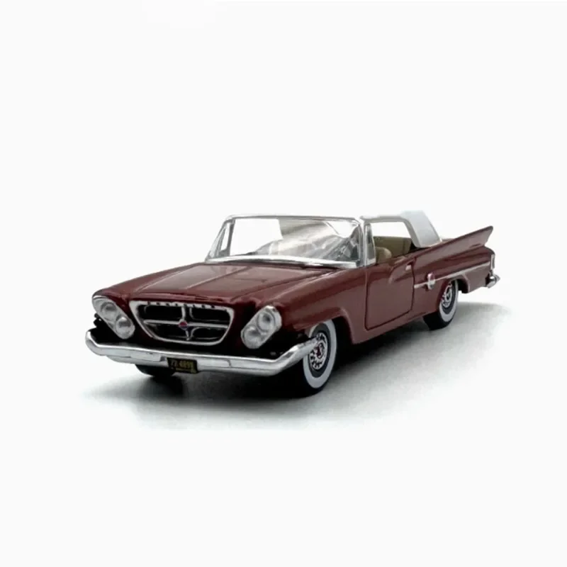 Chrysler 300 Retro Convertible Diecast Model 1/87 Scale 2 Chrysler 300 Retro Convertible Diecast Model 1/87 Scale - Image 2