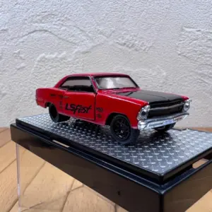 Diecast 1967 Chevrolet Nova SS 1:64 Model 21 S625d8c53faee40d6b4d448eaad919748d