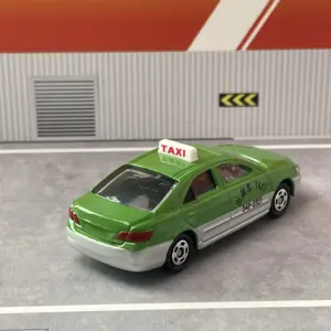 Takara Tomy Tomica CN-02 Toyota Camry Taxi Model 10 S636dc900cc224a8dab2f87d3592c1457m
