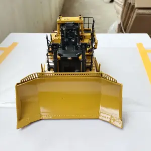Cat D11t Bulldozer Die-Cast Model 1:50 Scale 9 S662d6a41ec85425bb0d25e89f358609eT