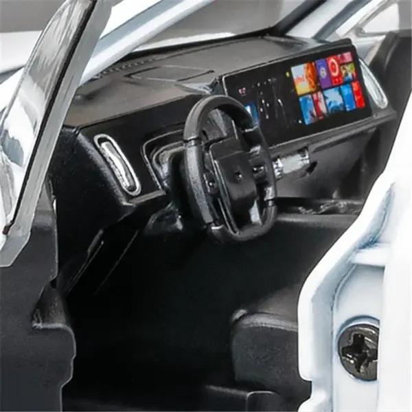 1:32 LEADING IDEAL L9 SUV Diecast Model - Image 5