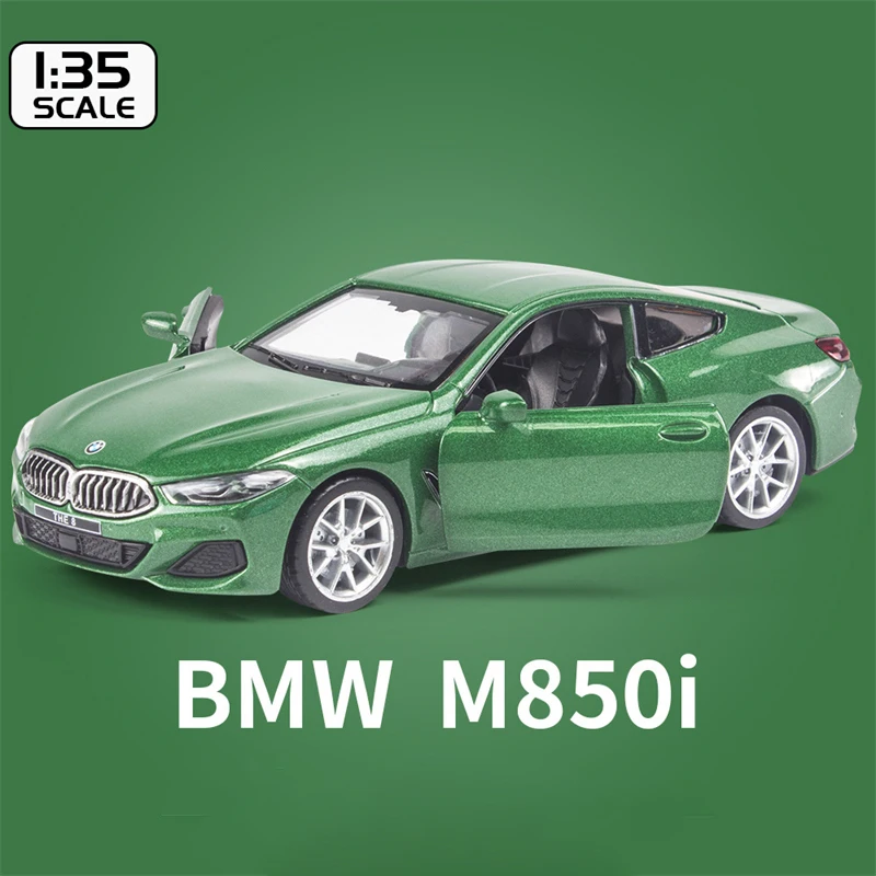 BMW M8 M850i 1:35 Scale Die-Cast Model 7 BMW M8 M850i 1:35 Scale Die-Cast Model - Image 7