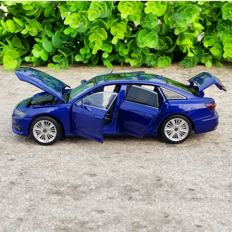 1:32 Scale Audi A6 Diecast Model Car 6 1:32 Scale Audi A6 Diecast Model Car - Image 6